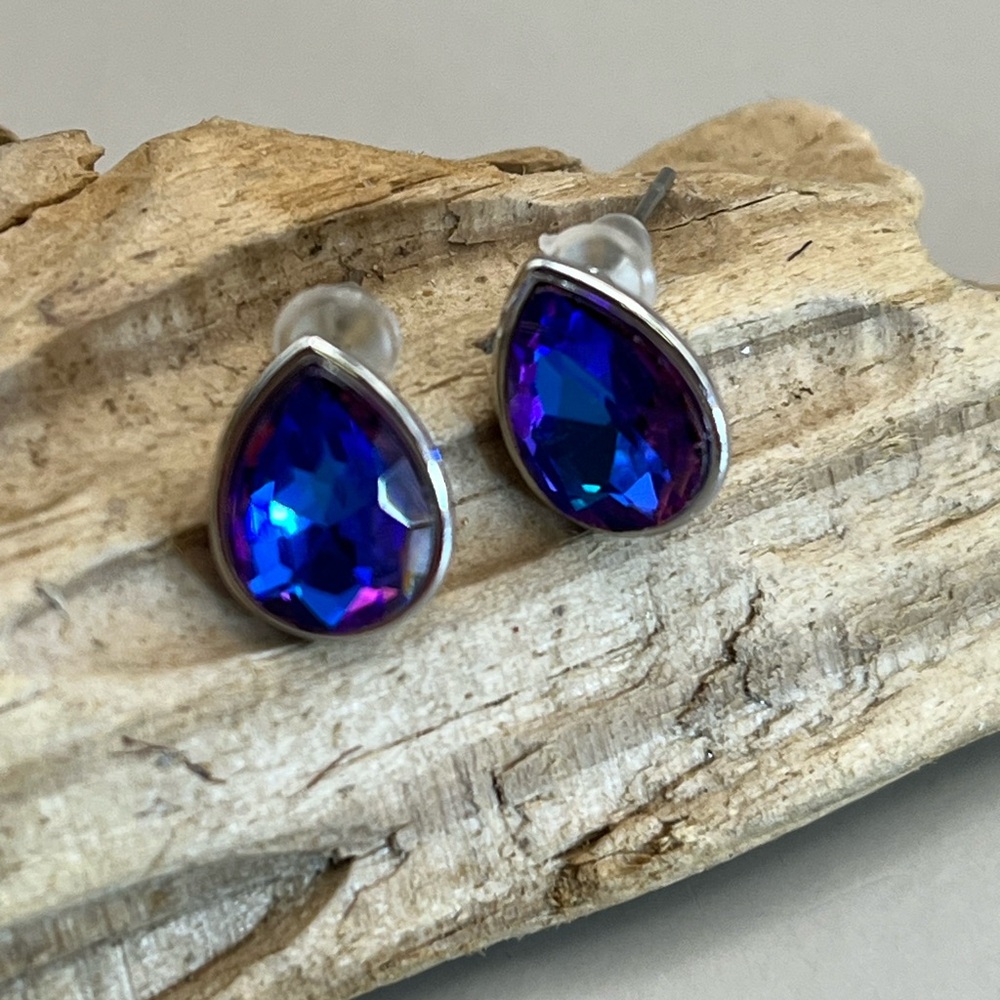 Elegant Silver and Blue Teardrop Earrings